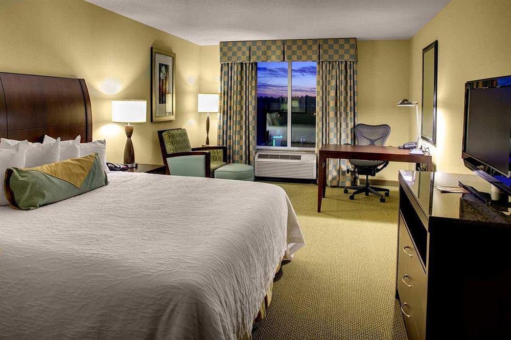 Hilton Garden Inn Richmond South/Southpark Colonial Heights Bilik gambar